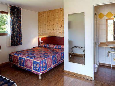 Le De La Foret 3 Etoiles Et Restaurant Hotel 3*